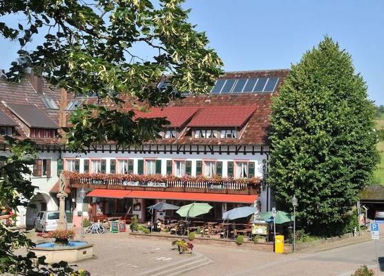 Hotel Hirschen 1