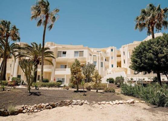 R2 Maryvent Beach Apartments 1