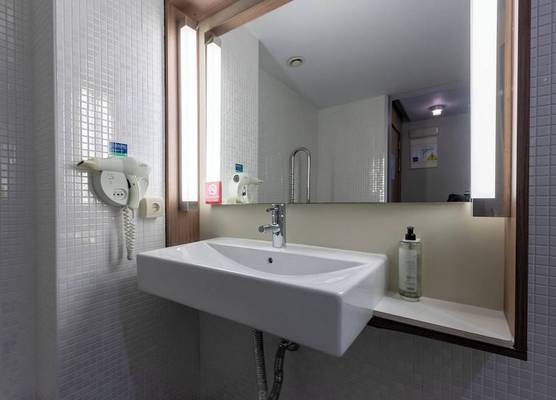 Travelodge Malaga Aeropuerto 1