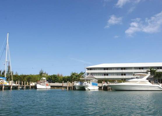 Flamingo Bay Hotel & Marina 1