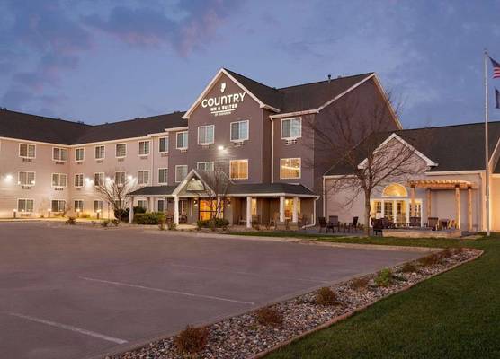 Country Inn & Suites by Radisson, Ames, IA 1