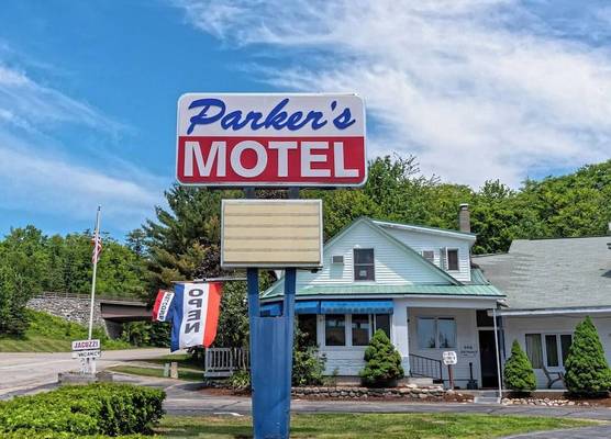 Parkers Motel 1