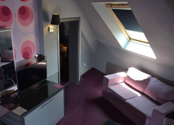 Elate Plaza Hotel 1