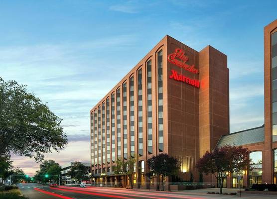 The Lincoln Marriott Cornhusker Hotel 1