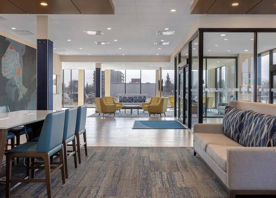 Holiday Inn Express & Suites St Thomas 1