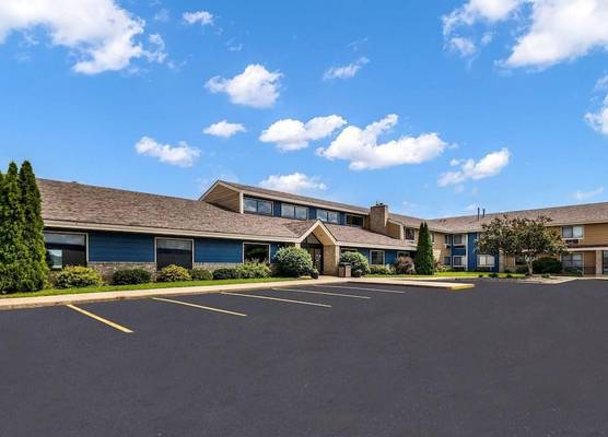 AmericInn by Wyndham Albert Lea 1