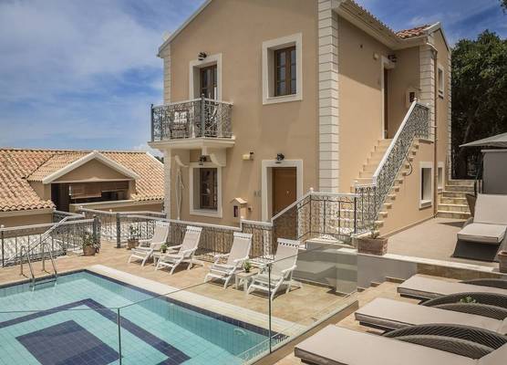 Faros Suites (Adults Only) 1
