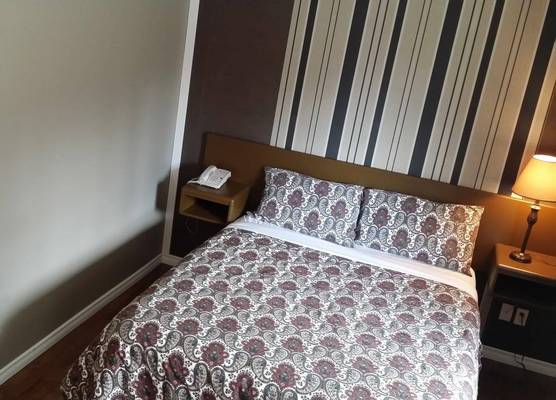 Magnuson Hotel Creston 1
