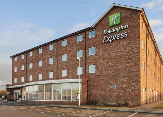 Holiday Inn Express NUNEATON by IHG 1