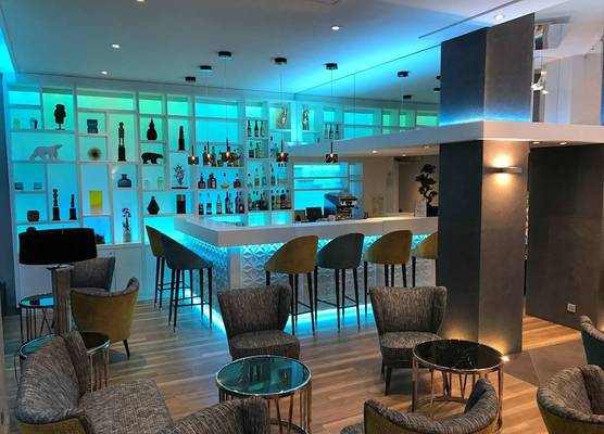 Best Western Plus Hotel Carlton Annecy 1