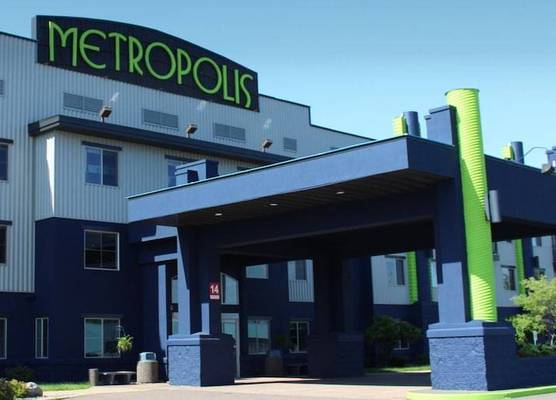 Metropolis Resort - Eau Claire 1
