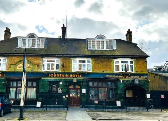 Fountain Hotel 1