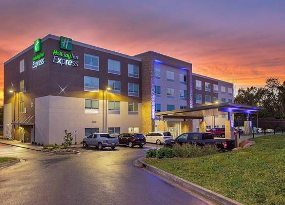 Holiday Inn Express WILLIAMSBURG by IHG 1
