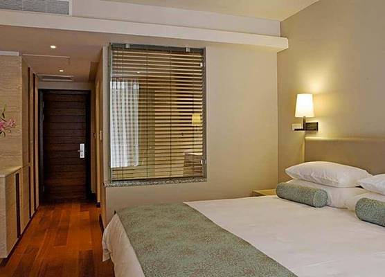 Chapmans Peak Beach Hotel 1