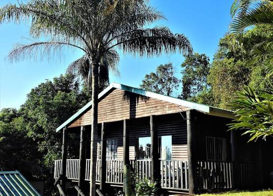 Viewpoint Lodge & Safari Tours 1