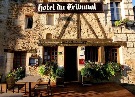 Logis - Hôtel & Restaurant du Tribunal 1