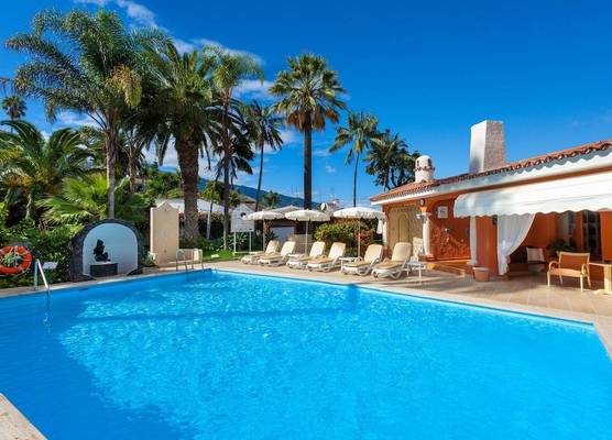 Apartamentos Ambassador 1
