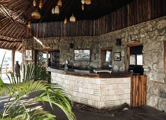 Lions Bluff Lodge 1