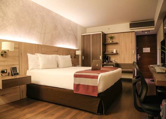 Aku Hotels 1