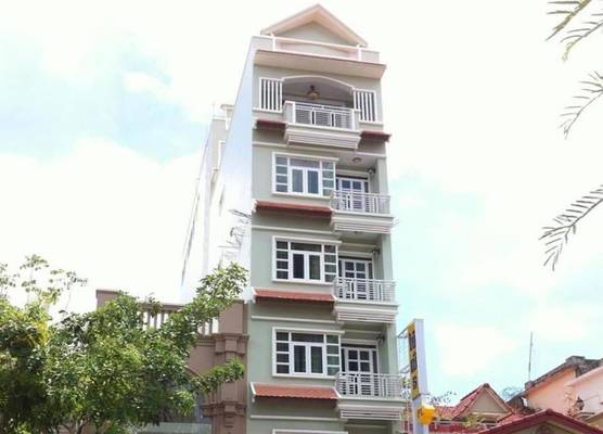 Green Centre Point Inn 1