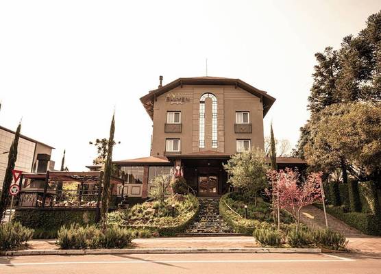 Blumen Hotel Boutique 1