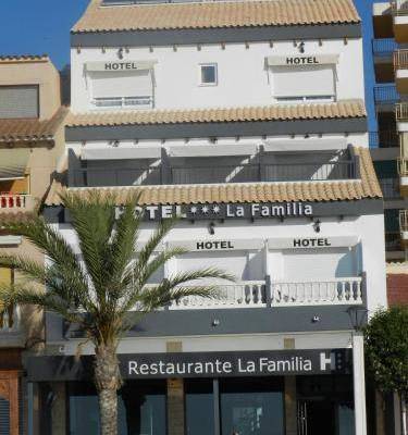 Hotel La Familia 1