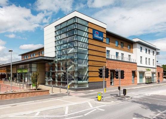 Travelodge Egham 1