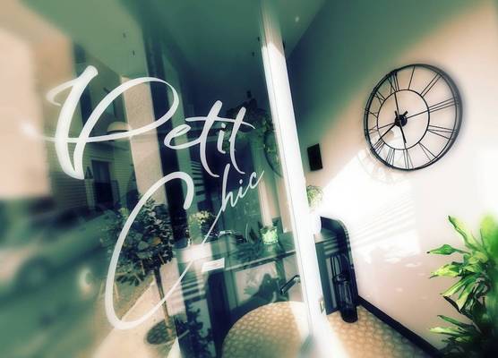 Victoria by Petit Chic 1