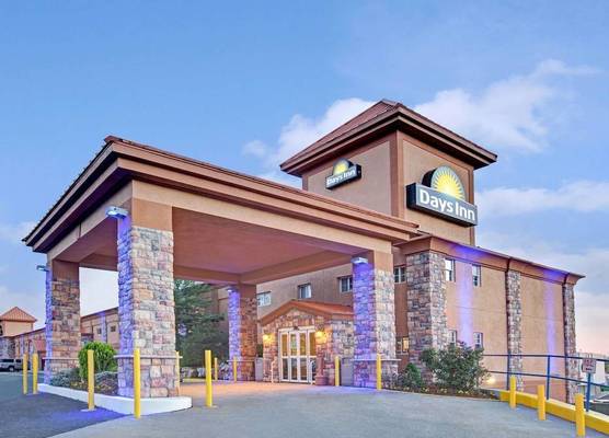 Days Inn by Wyndham Ridgefield NJ 1