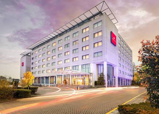 Ramada by Wyndham Amsterdam Airport Schiphol 1