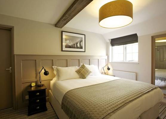 Bourne Valley Inn 1