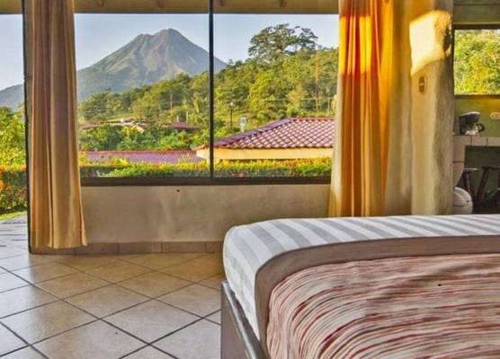 Arenal Volcano Inn 1