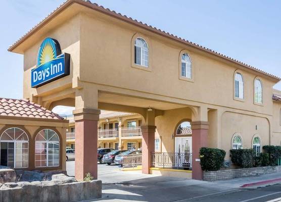Days Inn by Wyndham Bishop 1