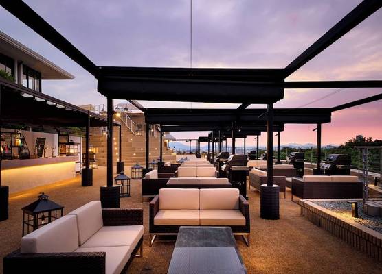 Hilltop Resort Fukuoka 1