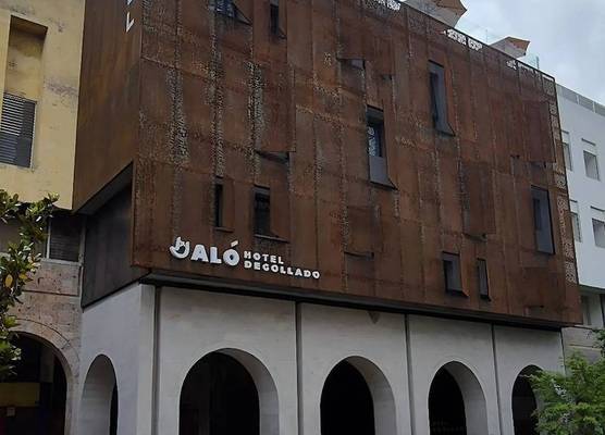Hotel Aló Degollado 1