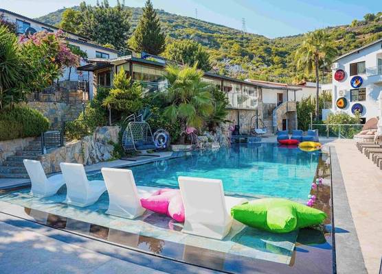 Illusion Beach & ClubHotel - Adults Only 1