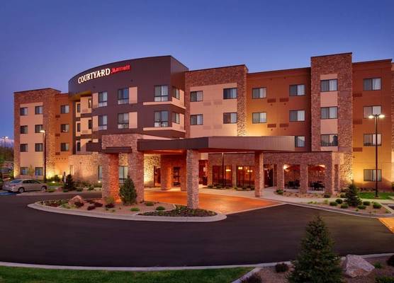Courtyard by Marriott Lehi at Thanksgiving Point 1