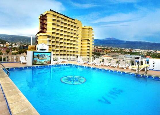 Skyview Hotel by LIVVO 1