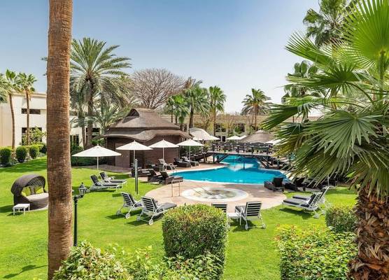 Le Méridien Dubai Hotel & Conference Centre 1