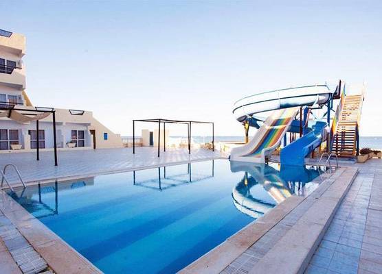 Tree House Hotel 1
