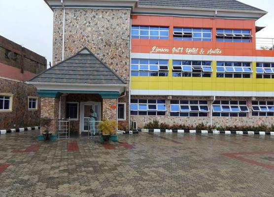 Jimson International Hotel and Suites 1