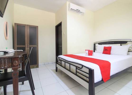 RedDoorz near RS Sarjito Yogyakarta 2 1