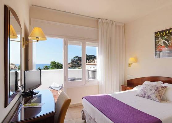 RVHotels Avenida 1