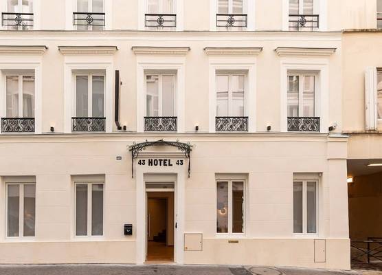 HOTEL AU COEUR DE REPUBLIQUE 1