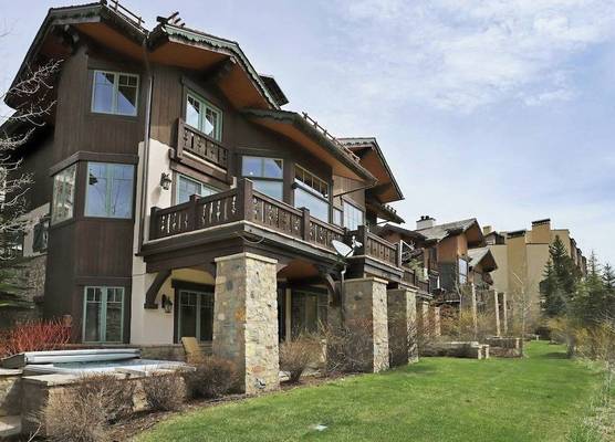 Legendary Lodging at the Ritz Carlton Residences Vail, A Vail Resorts Property 1