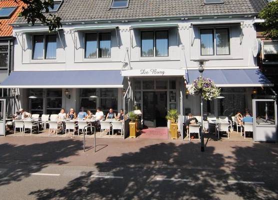 Hotel de Burg 1