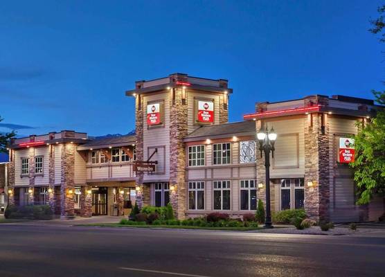 Best Western Plus Weston Inn 1