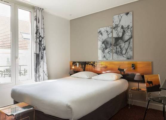 Hotel Le Cardinal Rueil Centre 1