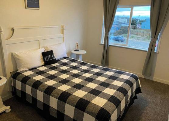 Newport Bay Motel 1