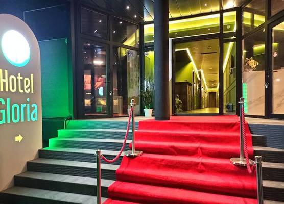 Hotel Gloria KS 1